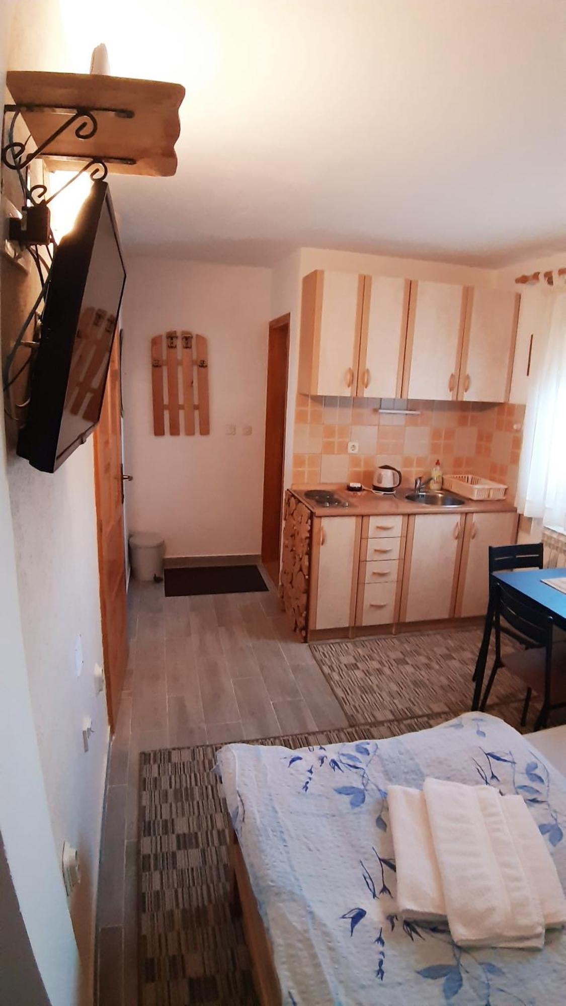 Apartmani Marija Τζαχορίνα Εξωτερικό φωτογραφία