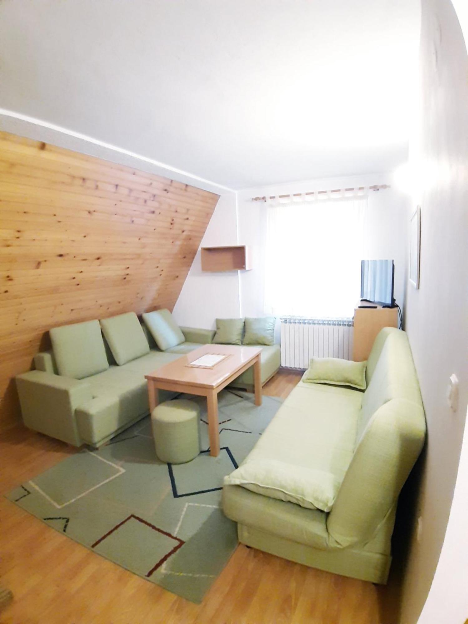 Apartmani Marija Τζαχορίνα Εξωτερικό φωτογραφία