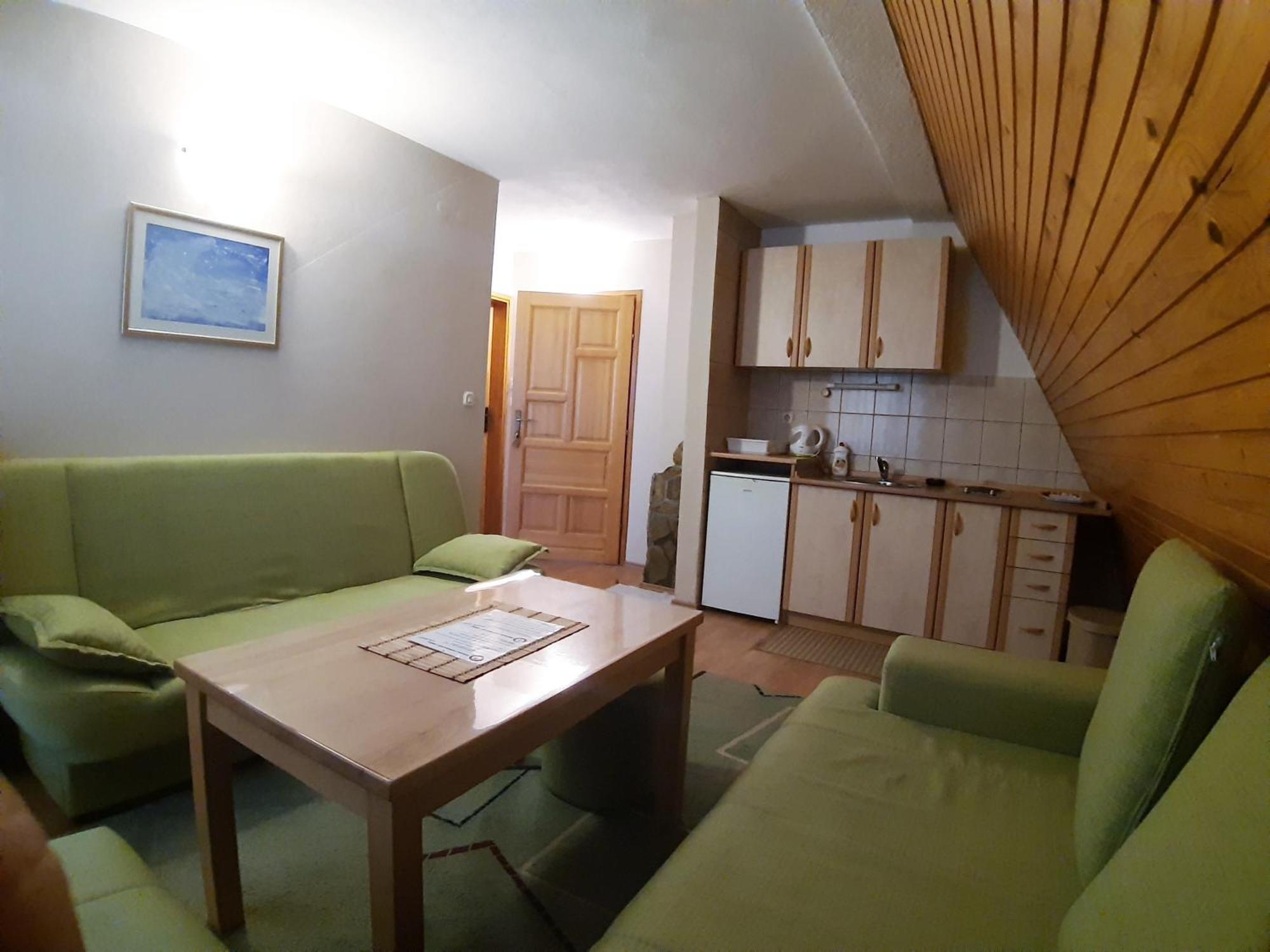Apartmani Marija Τζαχορίνα Εξωτερικό φωτογραφία